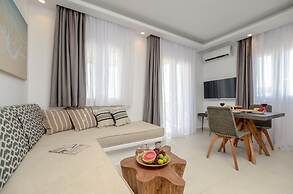 Sea & Olives Holiday Villas and Suites