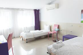 Hotel Christina Plus