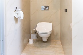 Hotel Christina Plus