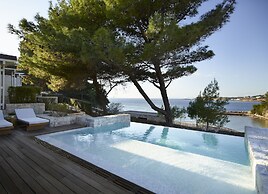 Four Seasons Astir Palace Hotel Athens