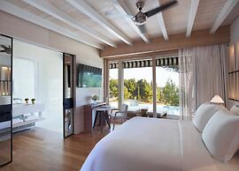 Four Seasons Astir Palace Hotel Athens