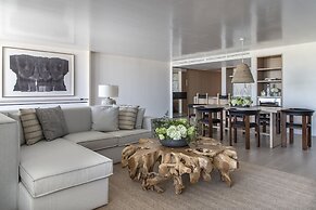 Four Seasons Astir Palace Hotel Athens