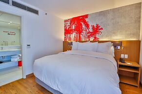 Radisson Red Campinas