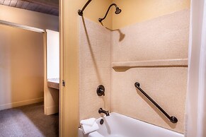 Yosemite Valley Lodge