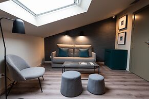 Atenea Rekord Suites