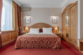 Natsionalny Hotel