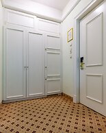Natsionalny Hotel