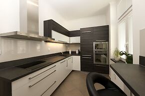 Apartment Karla Capka Street