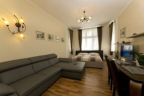 Apartment Karla Capka Street