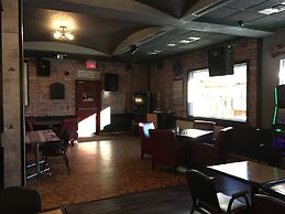 Altona Hotel