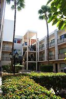 Hotel El Camino Inn & Suites