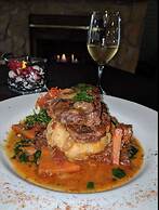 Cascades Mountain Resort, Ascend Hotel Collection