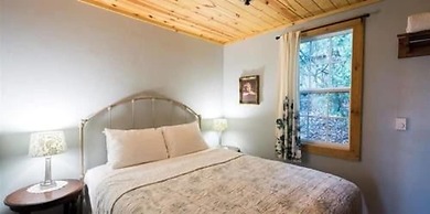 Thorp House Inn & Cottages