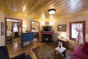 Thorp House Inn & Cottages