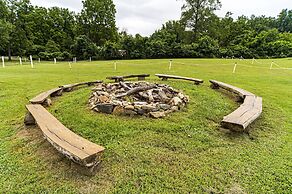 Stone Manor Boutique Inn