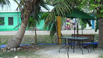 Hacienda Tropical Guest House