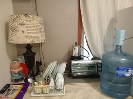 Hacienda Tropical Guest House