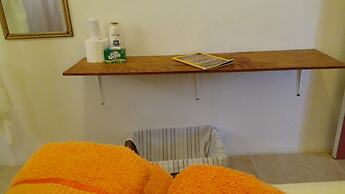 Hacienda Tropical Guest House