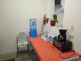 Hacienda Tropical Guest House