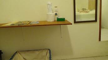 Hacienda Tropical Guest House