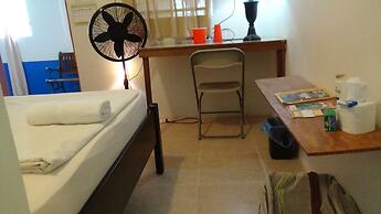 Hacienda Tropical Guest House