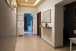 Borghese Executive Suite