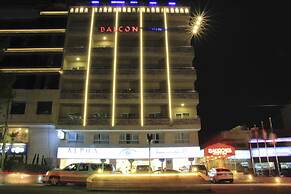 Balcony Hotel & Suites