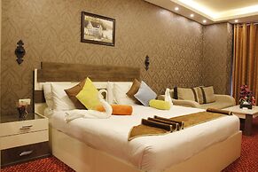 Balcony Hotel & Suites