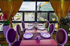 Business Hotel Conference Center & Spa
