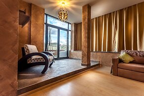 Business Hotel Conference Center & Spa