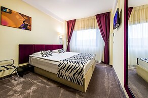 Business Hotel Conference Center & Spa