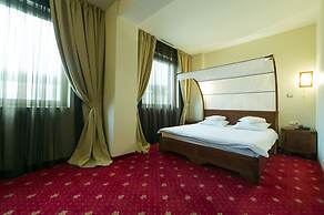 Business Hotel Conference Center & Spa