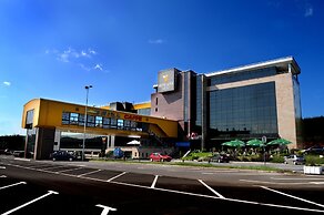 Business Hotel Conference Center & Spa