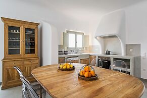 Pyrgos Terrace House