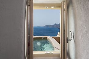 Ammos Oia Mansion