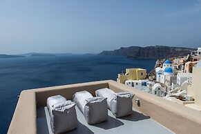 Ammos Oia Mansion