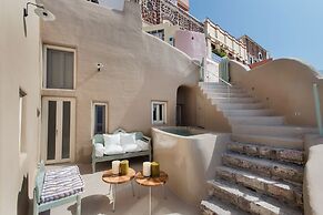Ammos Oia Mansion