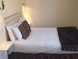 Beaumond Cross Inn