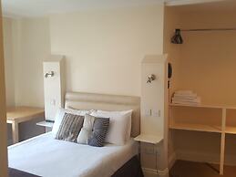 Beaumond Cross Inn