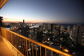 Gold Coast Amor'e Luxury Sub Penthouse