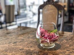 Methavalai Residence