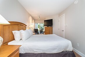 Pacific Shores Resort & Spa