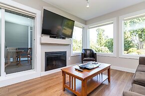 Pacific Shores Resort & Spa