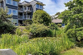 Pacific Shores Resort & Spa