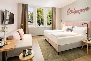 KOOS Hotel&Apartments