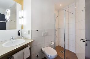 KOOS Hotel&Apartments