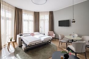 KOOS Hotel&Apartments