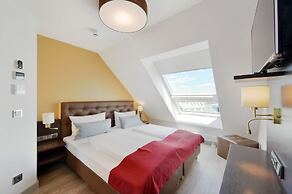 KOOS Hotel&Apartments