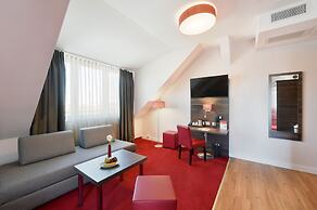 KOOS Hotel&Apartments