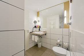 KOOS Hotel&Apartments